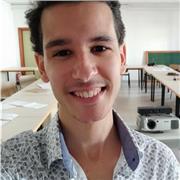 Doy clases particulares de ciencias (biología y medio ambiente) a adultos y adolescentes.